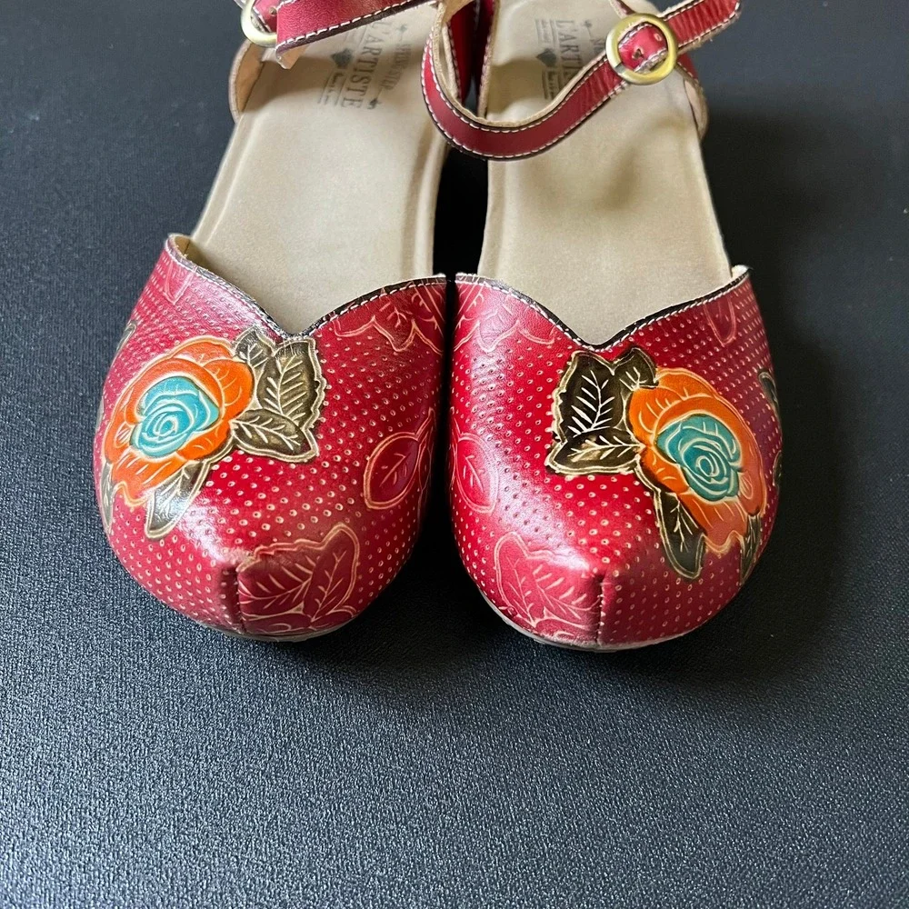 L'Artiste Lizzie-Rose Red Floral Leather Wedge Sandals 41 US 9.5-10 Boho Artsy